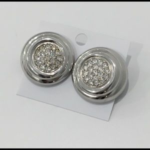 ELLEN KIAM Silvertone Clip-On Earrings